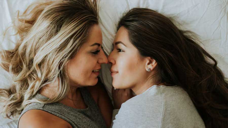 Femme Se Demande Si Elle Est Lesbienne